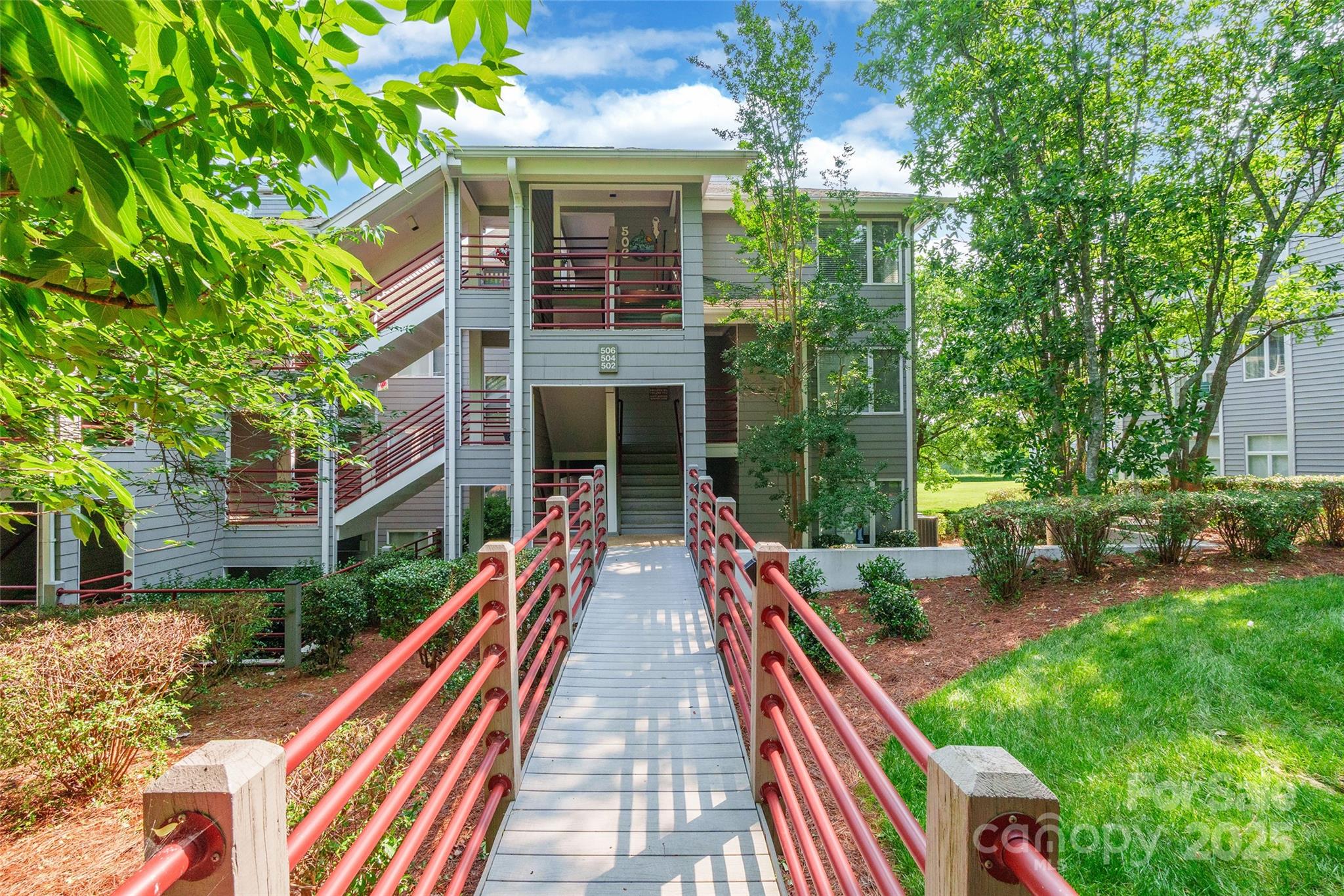 Lake Club - Residential