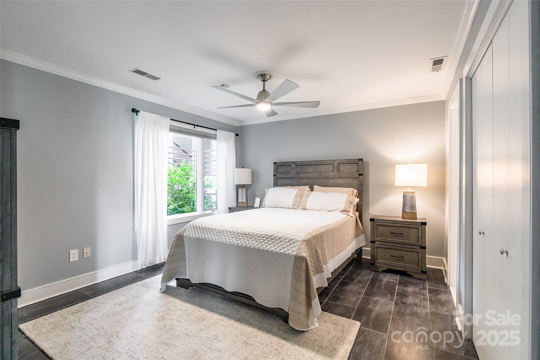 Lake Club - Residential