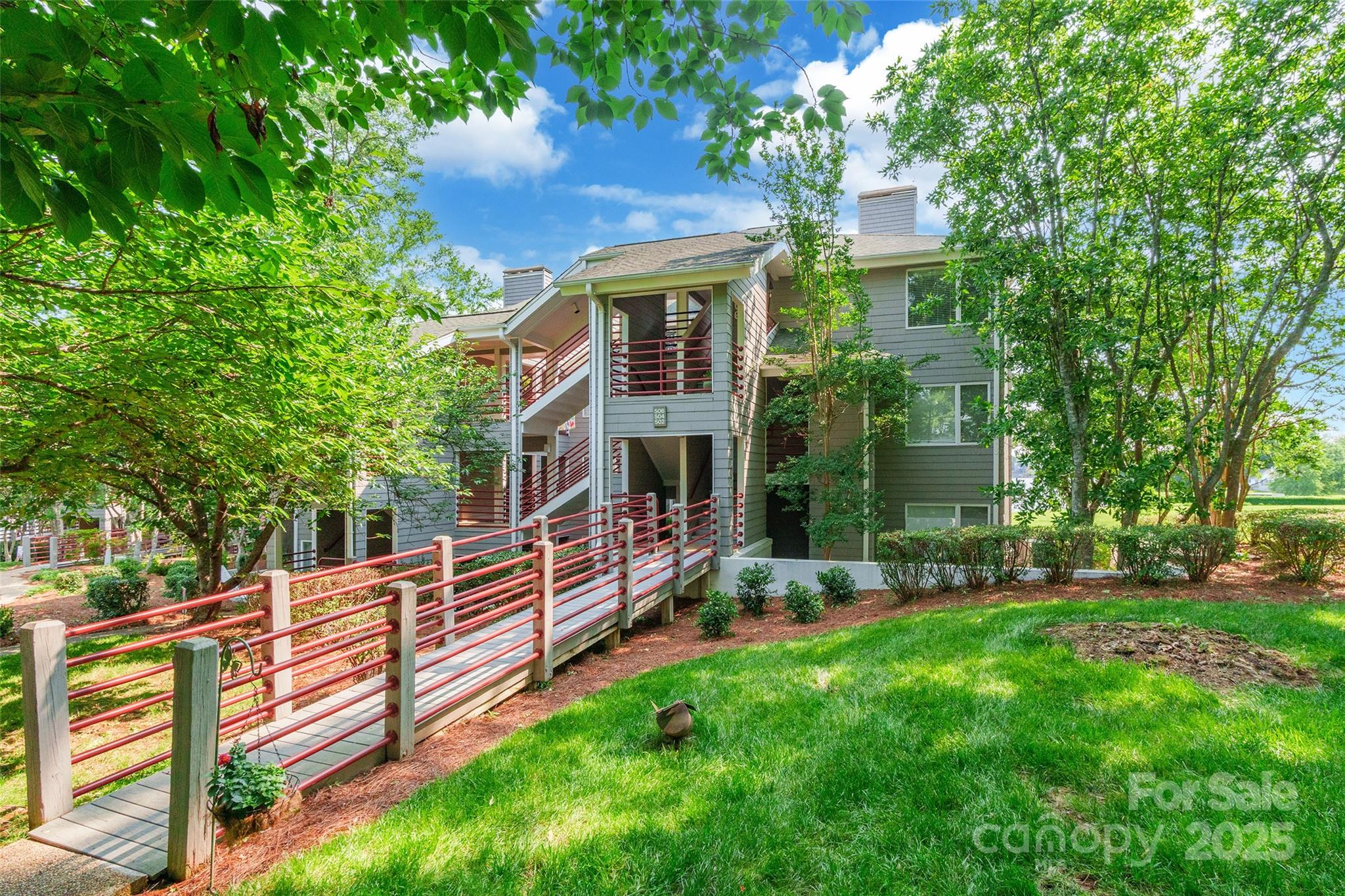 Lake Club - Residential