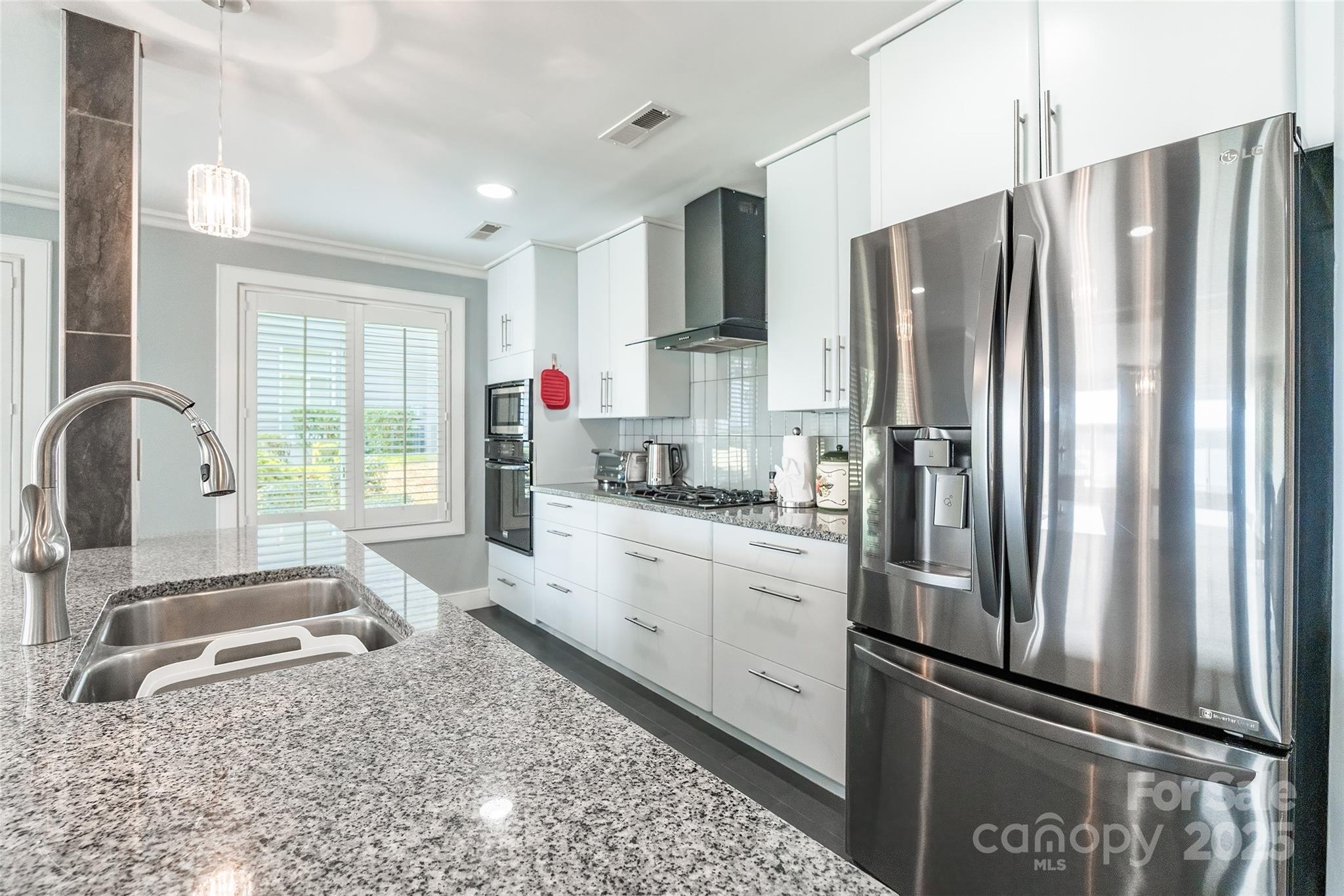 Lake Club - Residential