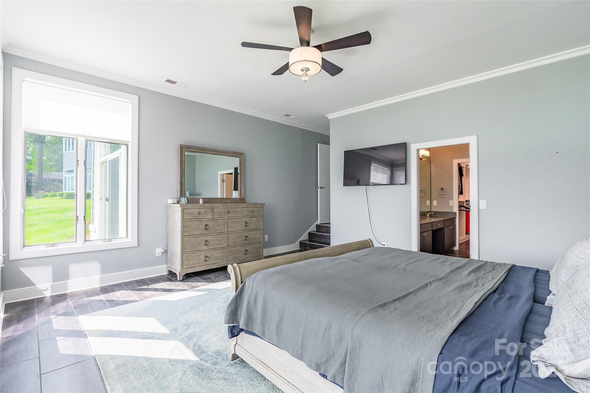 Lake Club - Residential