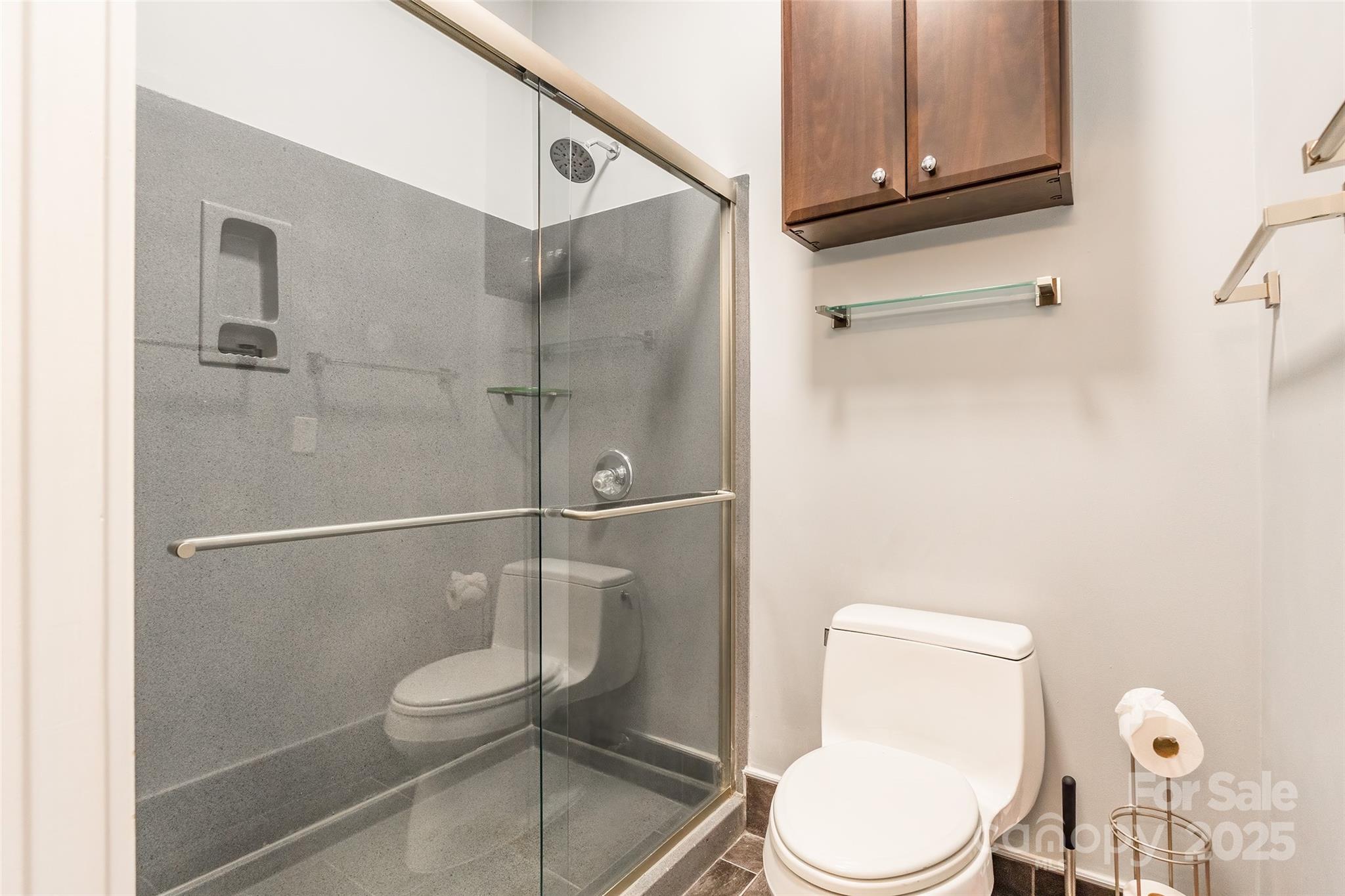 Lake Club - Residential