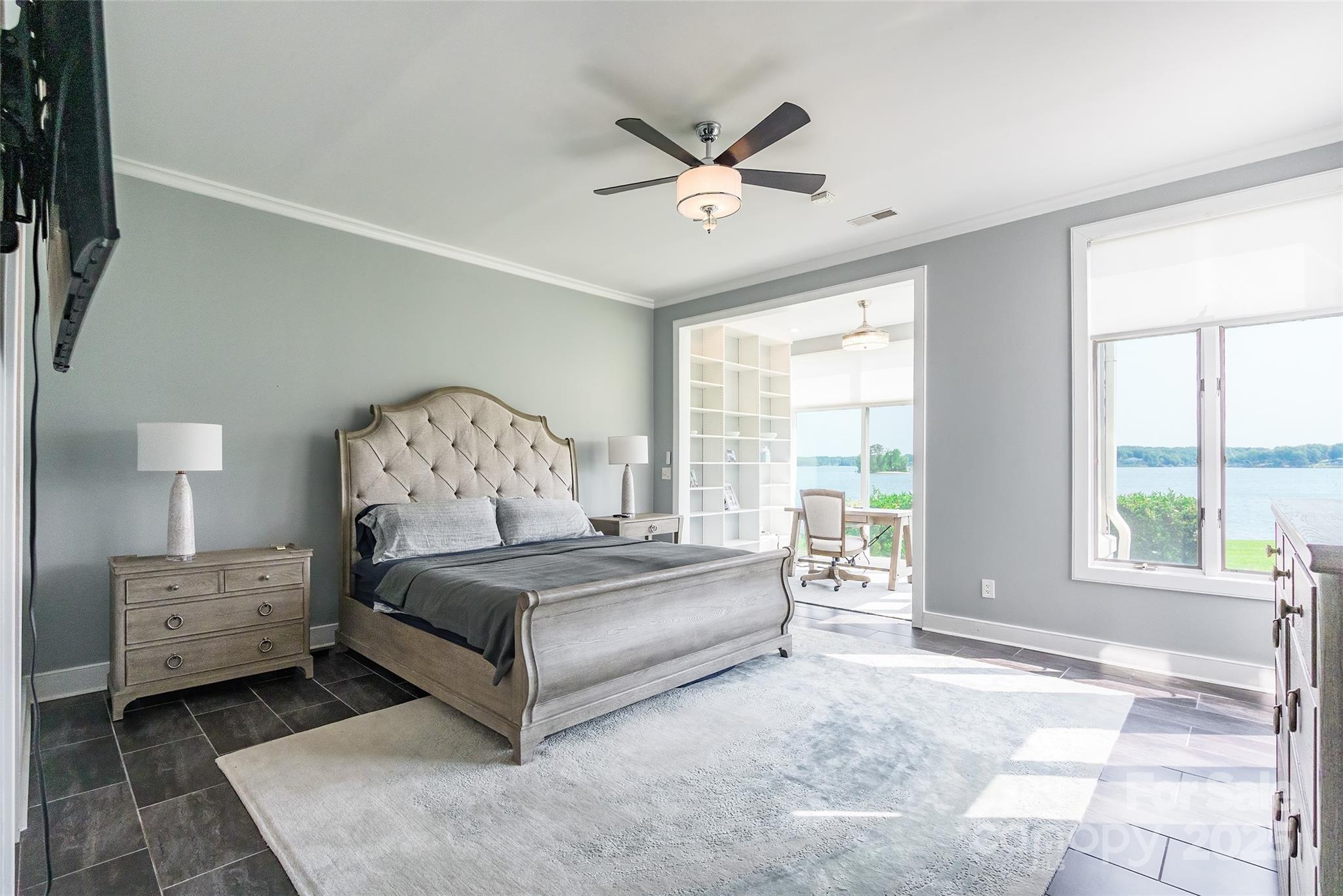 Lake Club - Residential