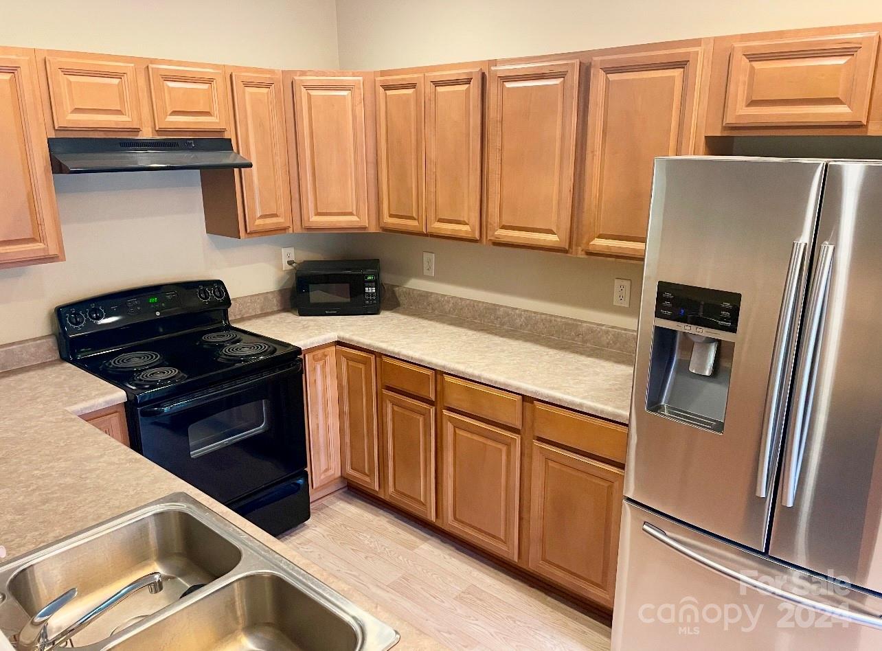 Charlotte Pines - Residential