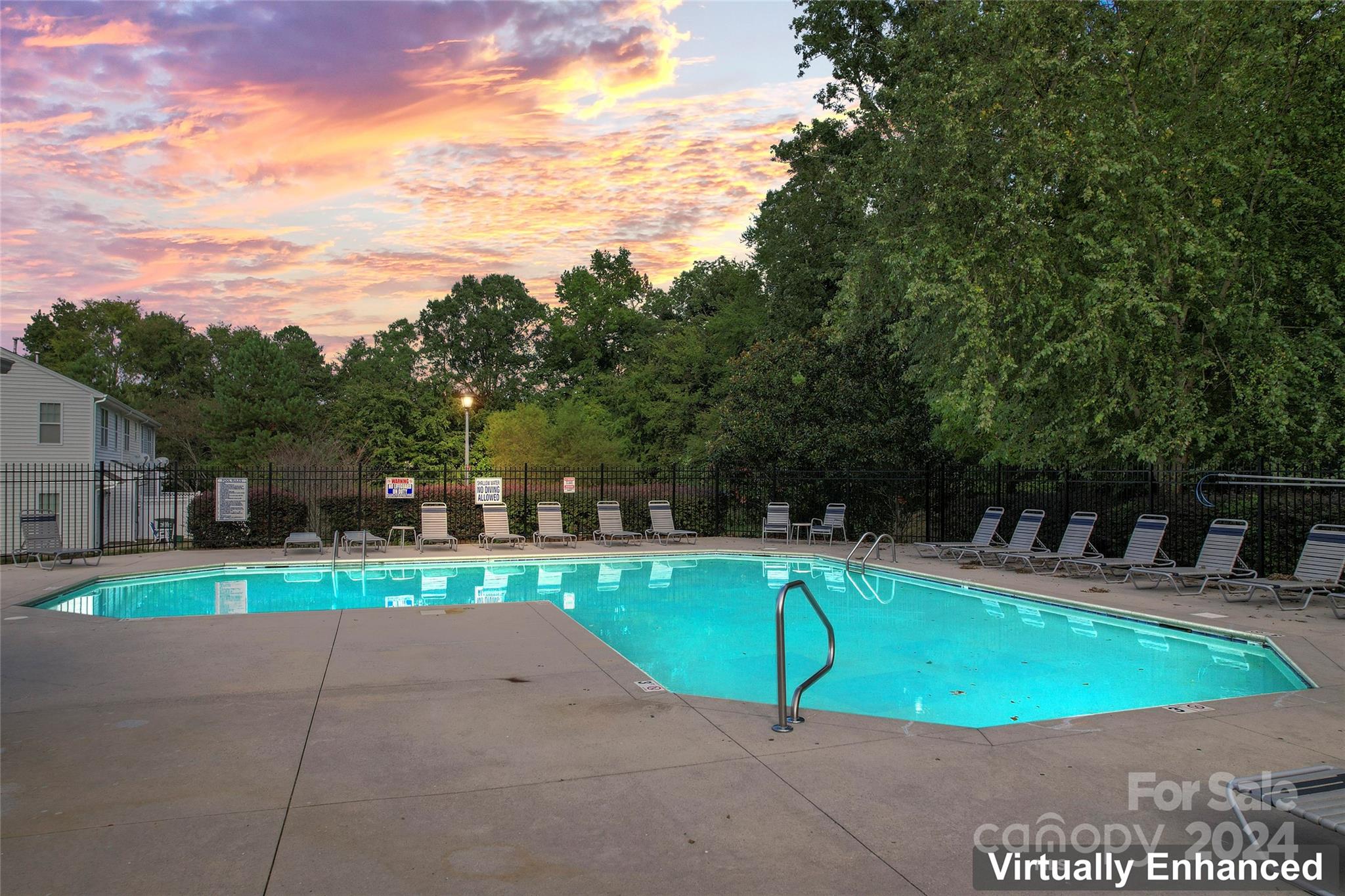 Charlotte Pines - Residential