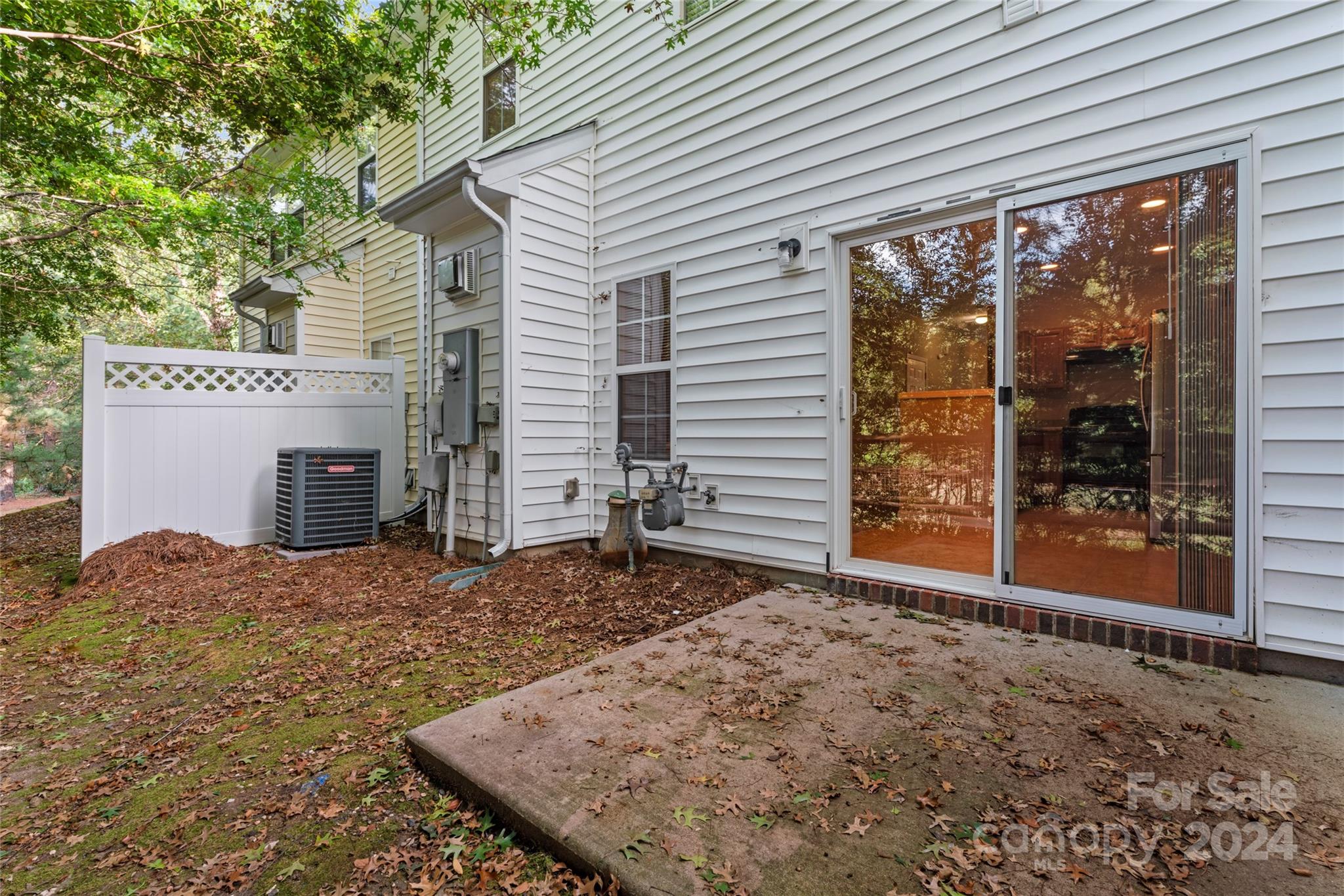 Charlotte Pines - Residential