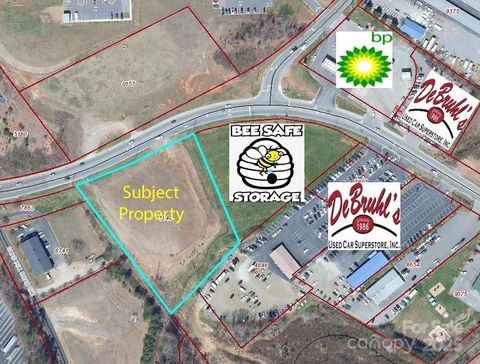 1130 Sand Hill Road Candler NC 28715