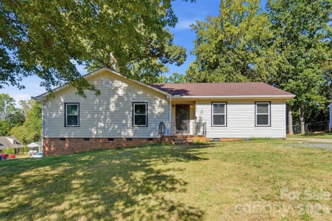 Photo of 6301 Dwightware Boulevard, Charlotte, NC 28227 (MLS # 4381527)