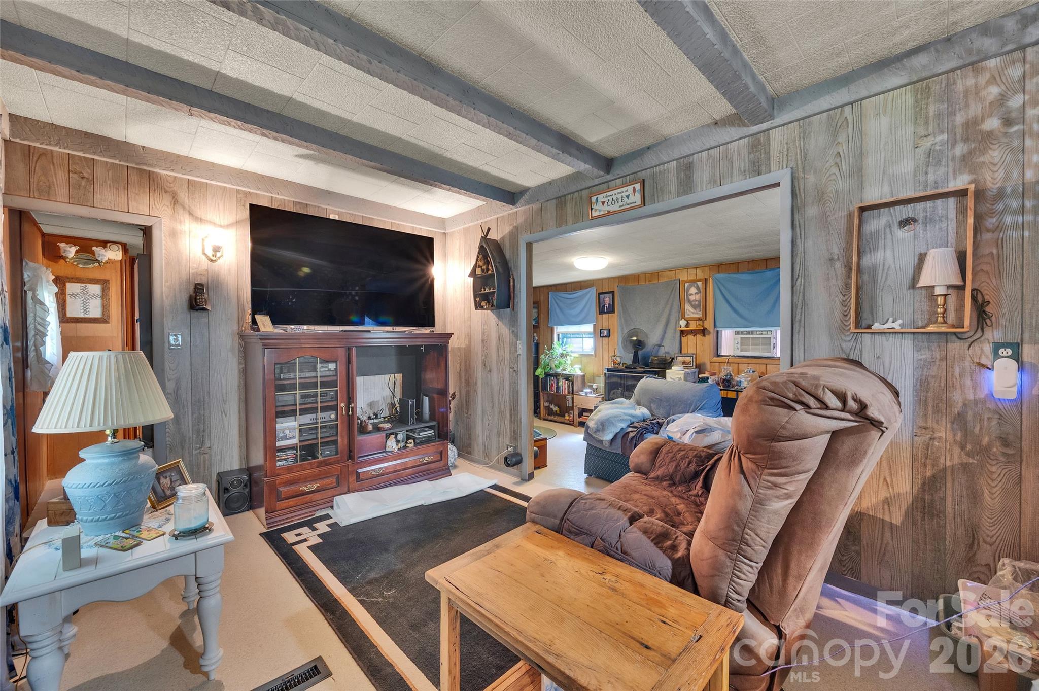 144 Skyline Drive