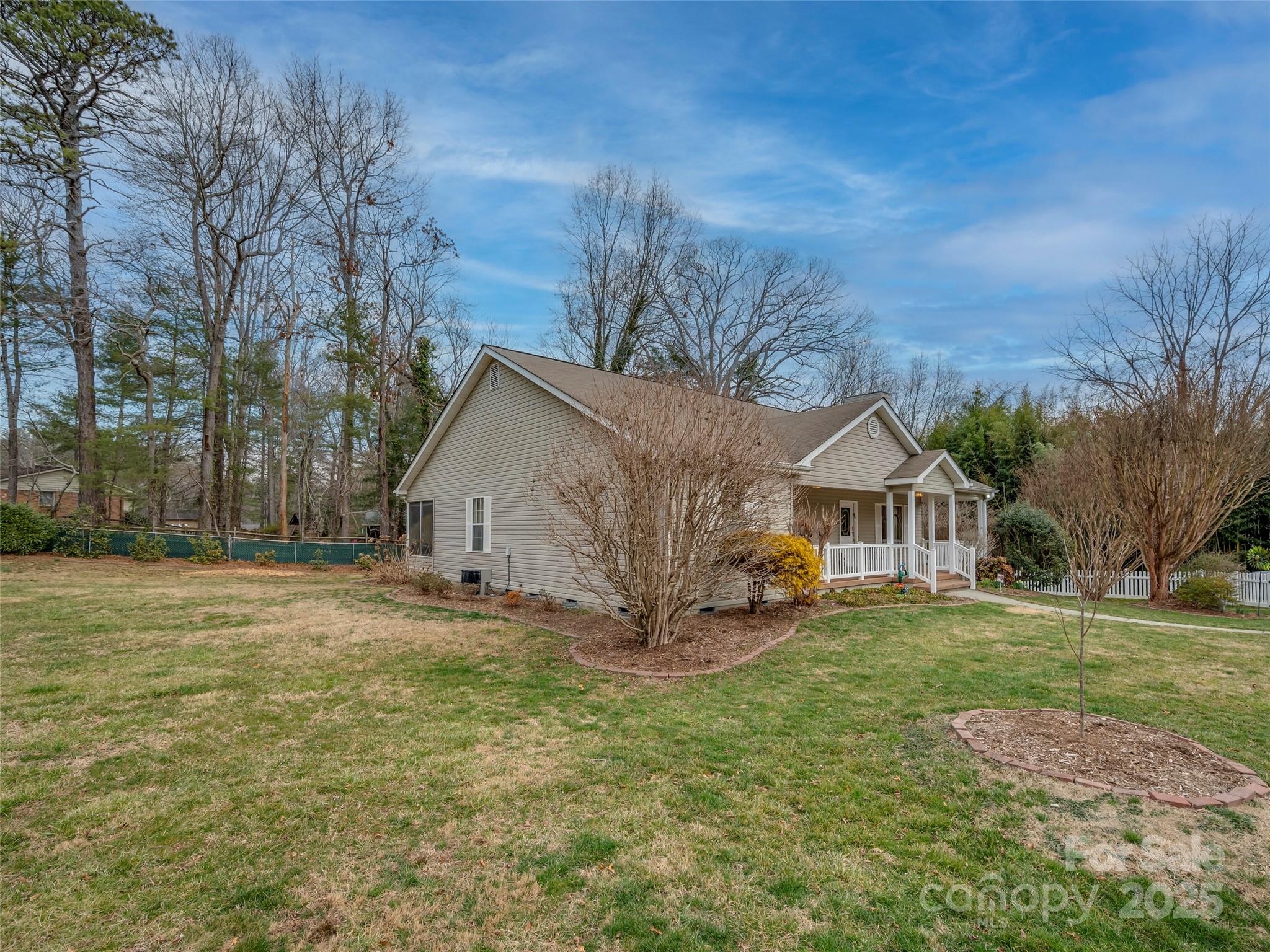103 Sinclair Lane