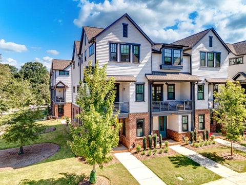 Photo of 905 36th Street, Charlotte, NC 28205 (MLS # 4397891)