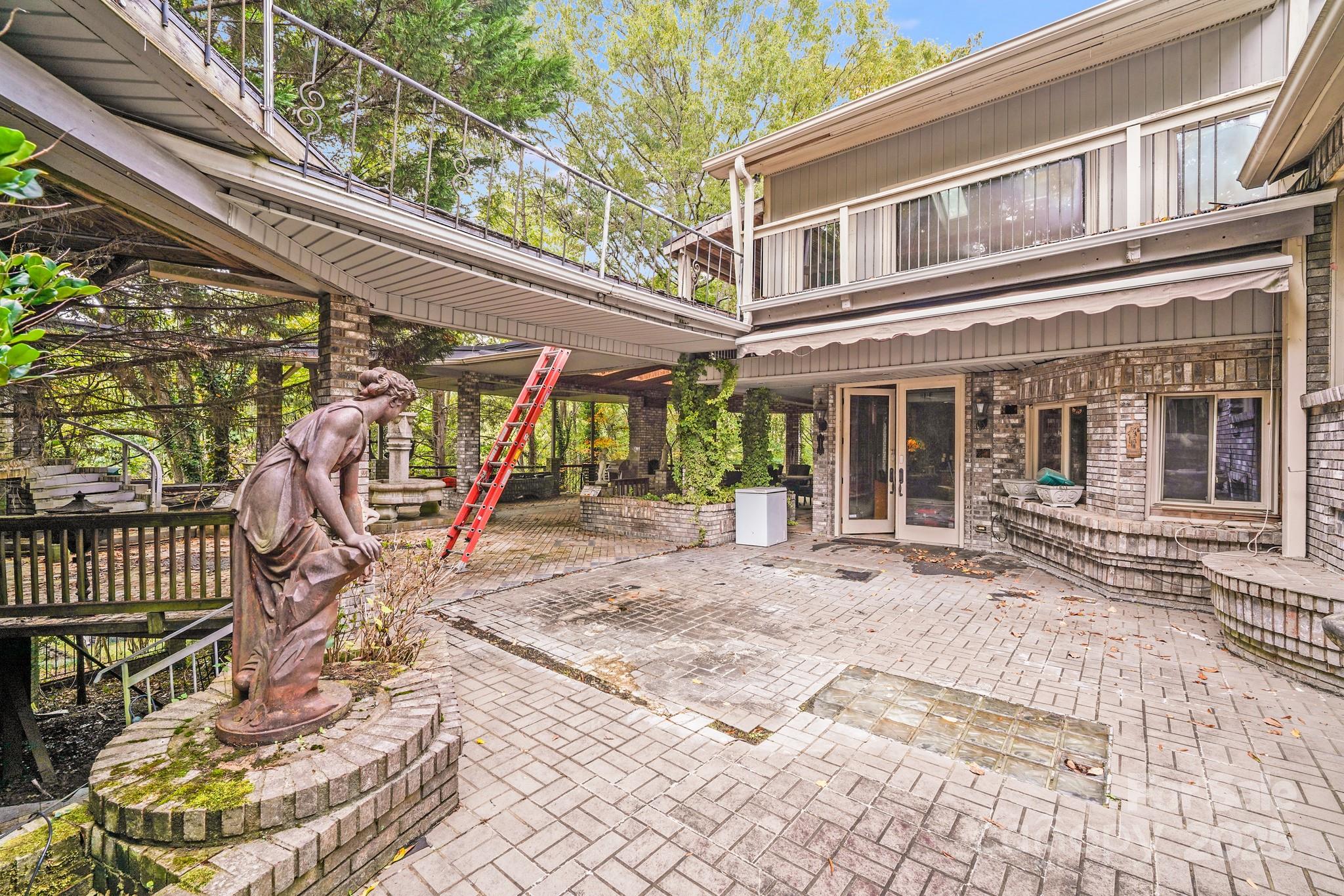 Oak Creek Estates - Residential