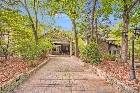 223 Millwood Lane Charlotte NC 28270