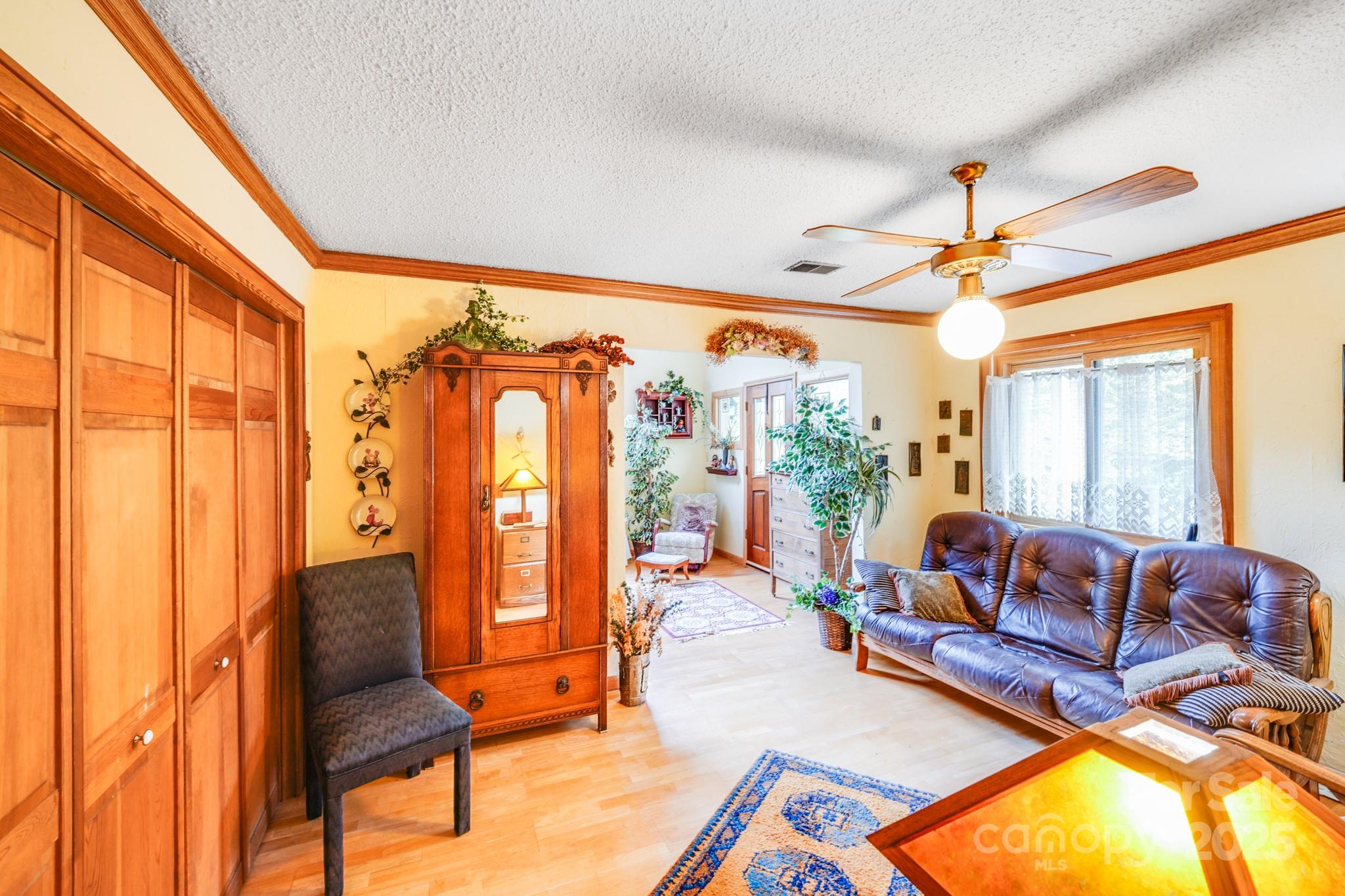 Oak Creek Estates - Residential