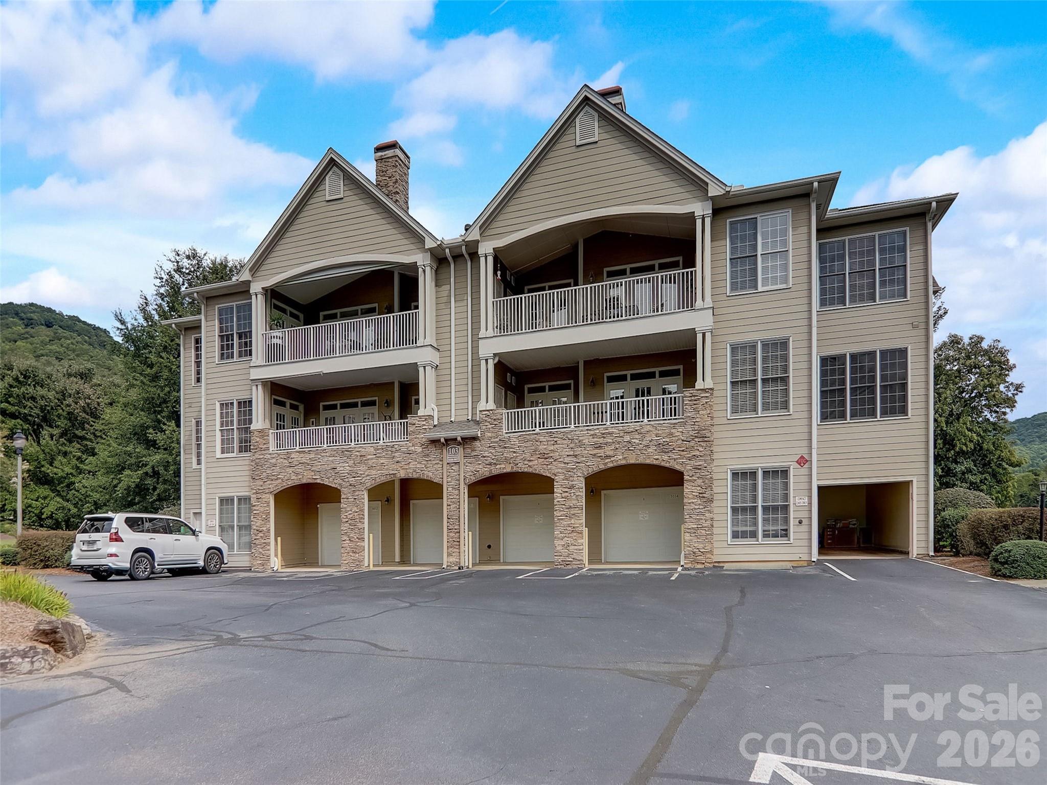 The Mountain Condominium - Residential