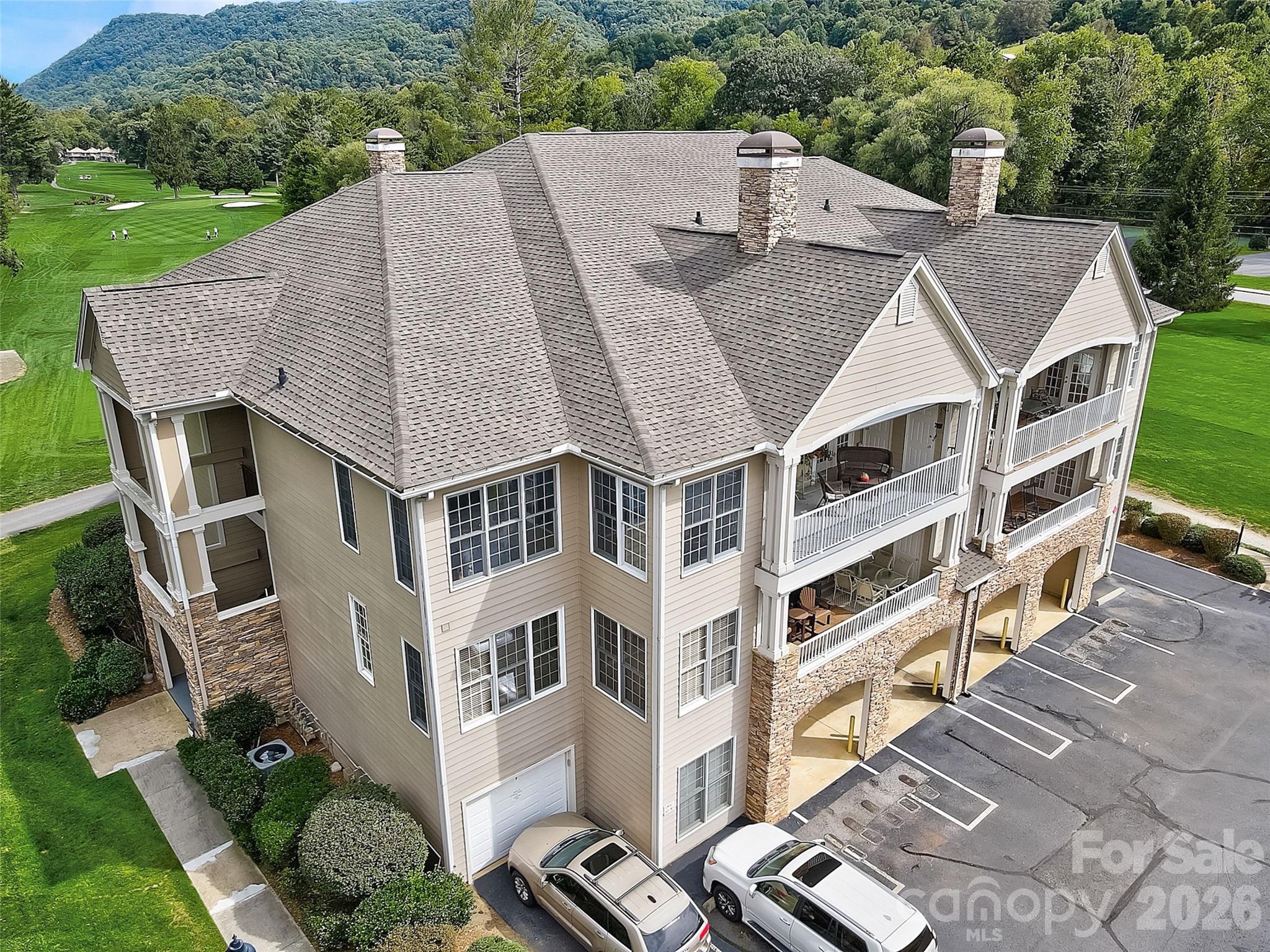 The Mountain Condominium - Residential