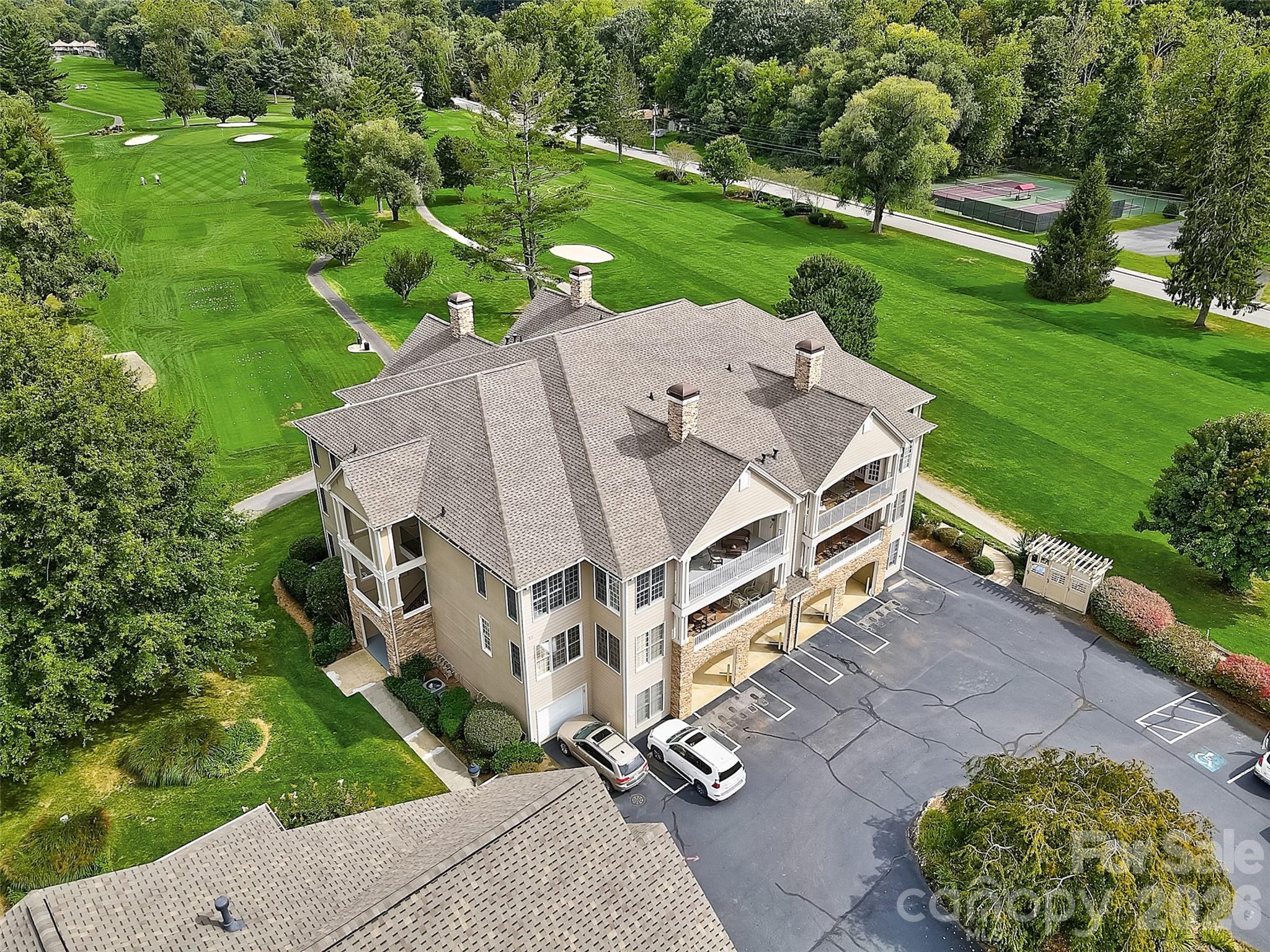 The Mountain Condominium - Residential