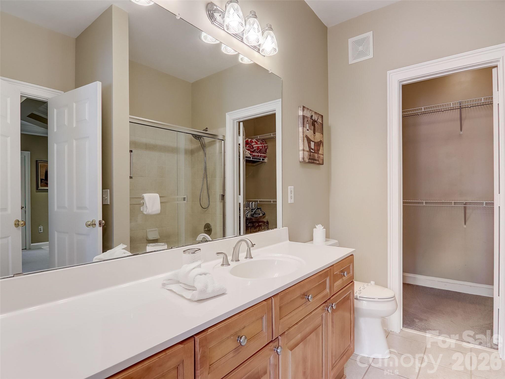 The Mountain Condominium - Residential