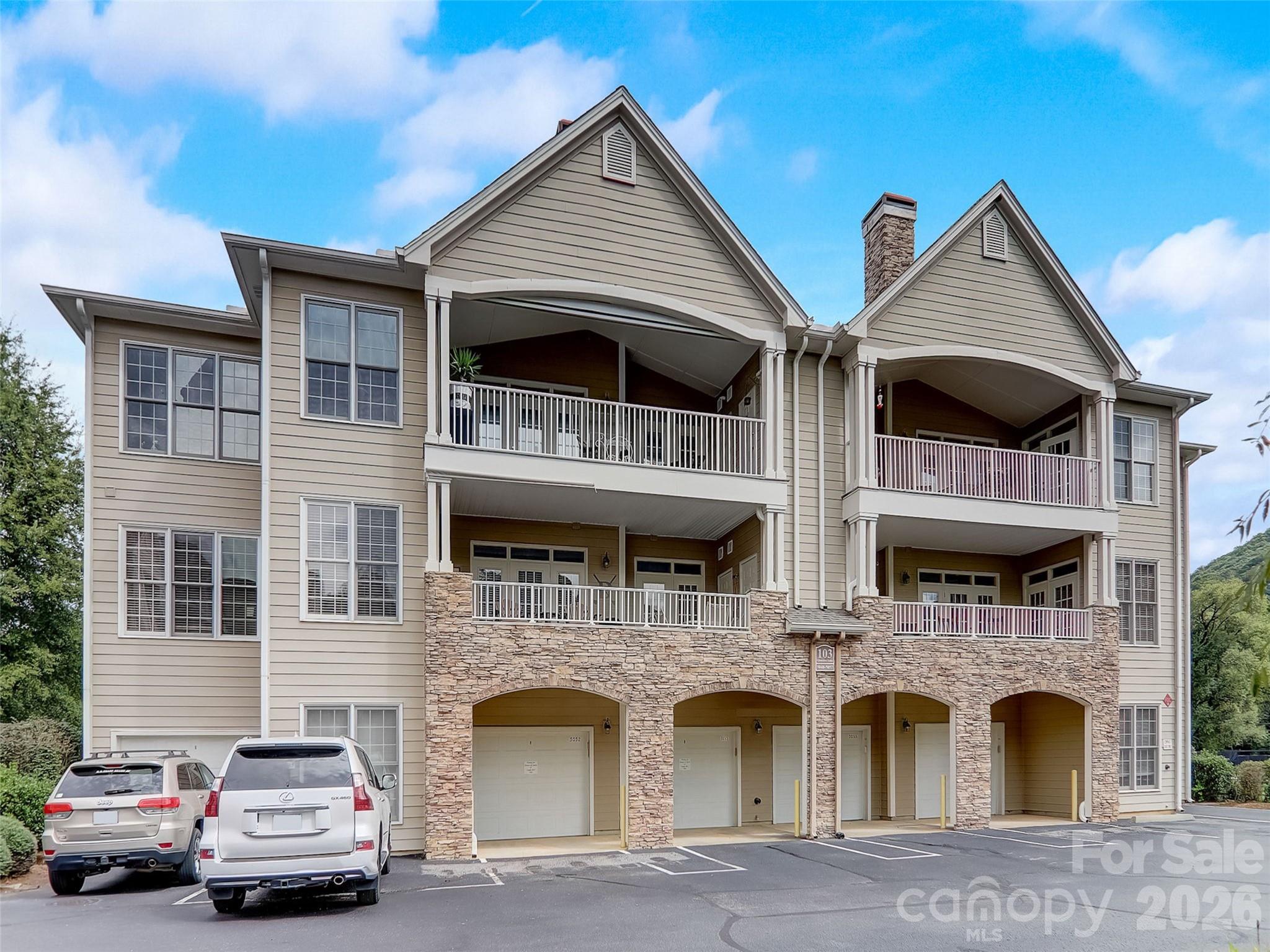 The Mountain Condominium - Residential