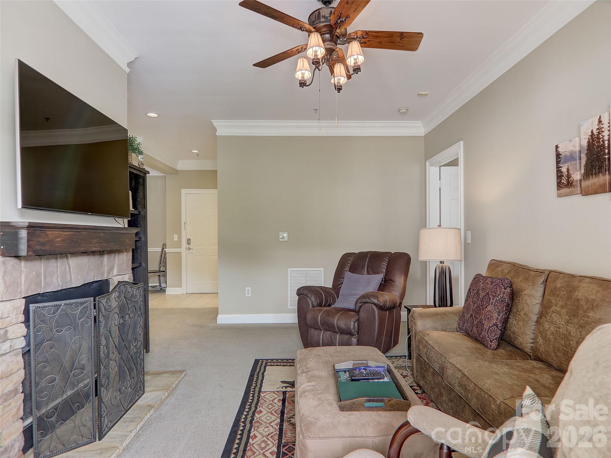 The Mountain Condominium - Residential