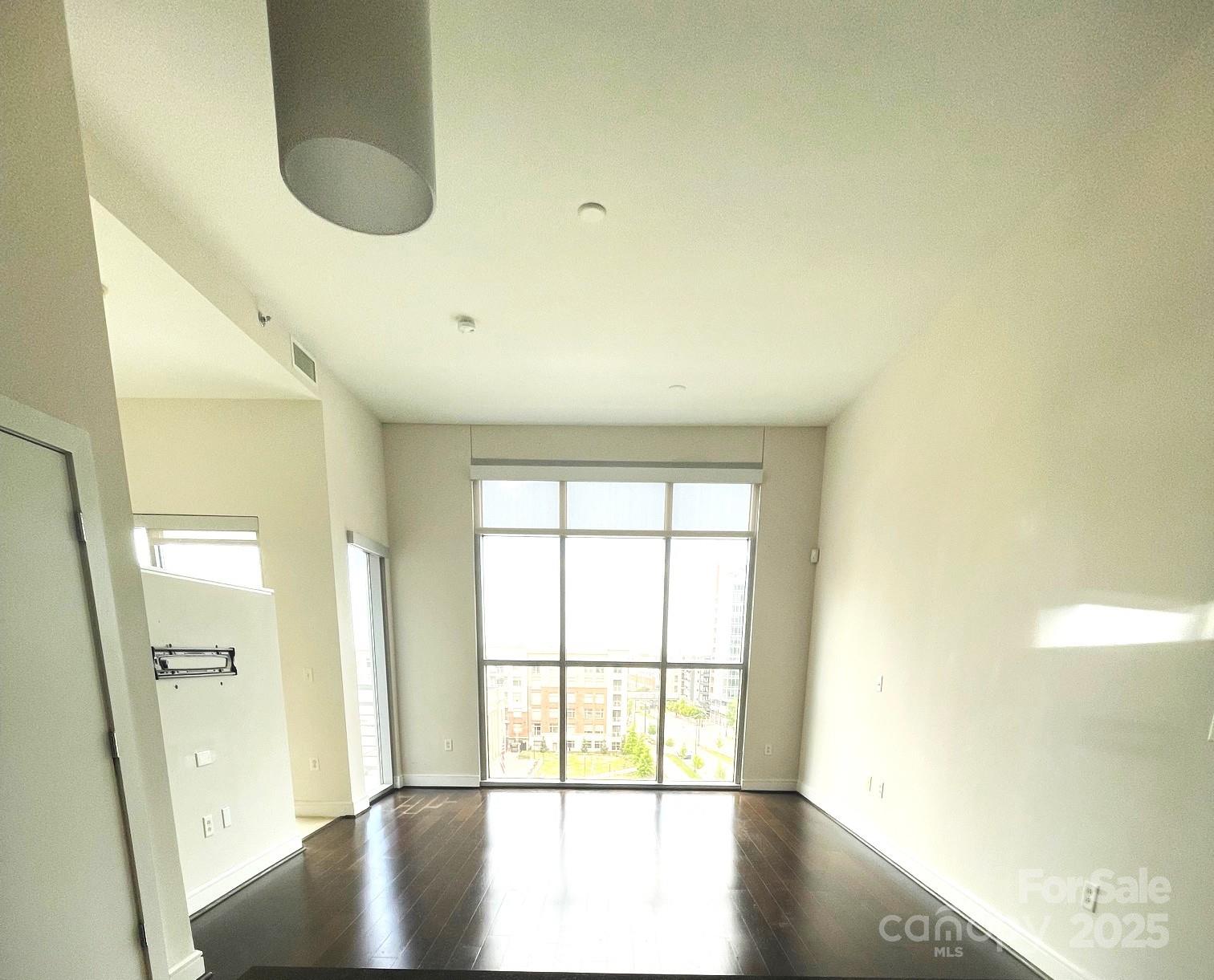 333 W Trade Street 505
