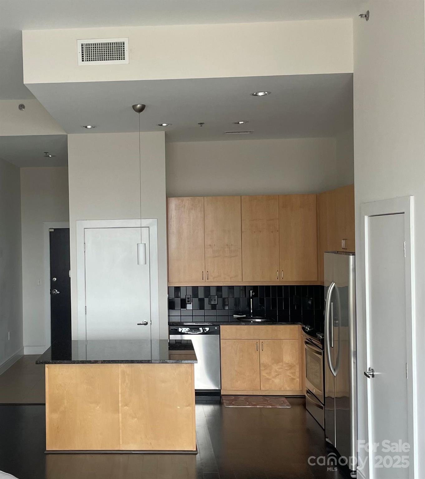333 W Trade Street 505