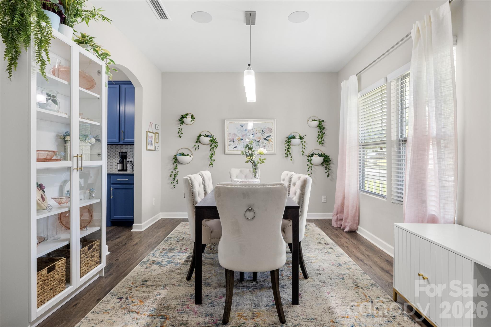 4312 Huntley Glen Drive