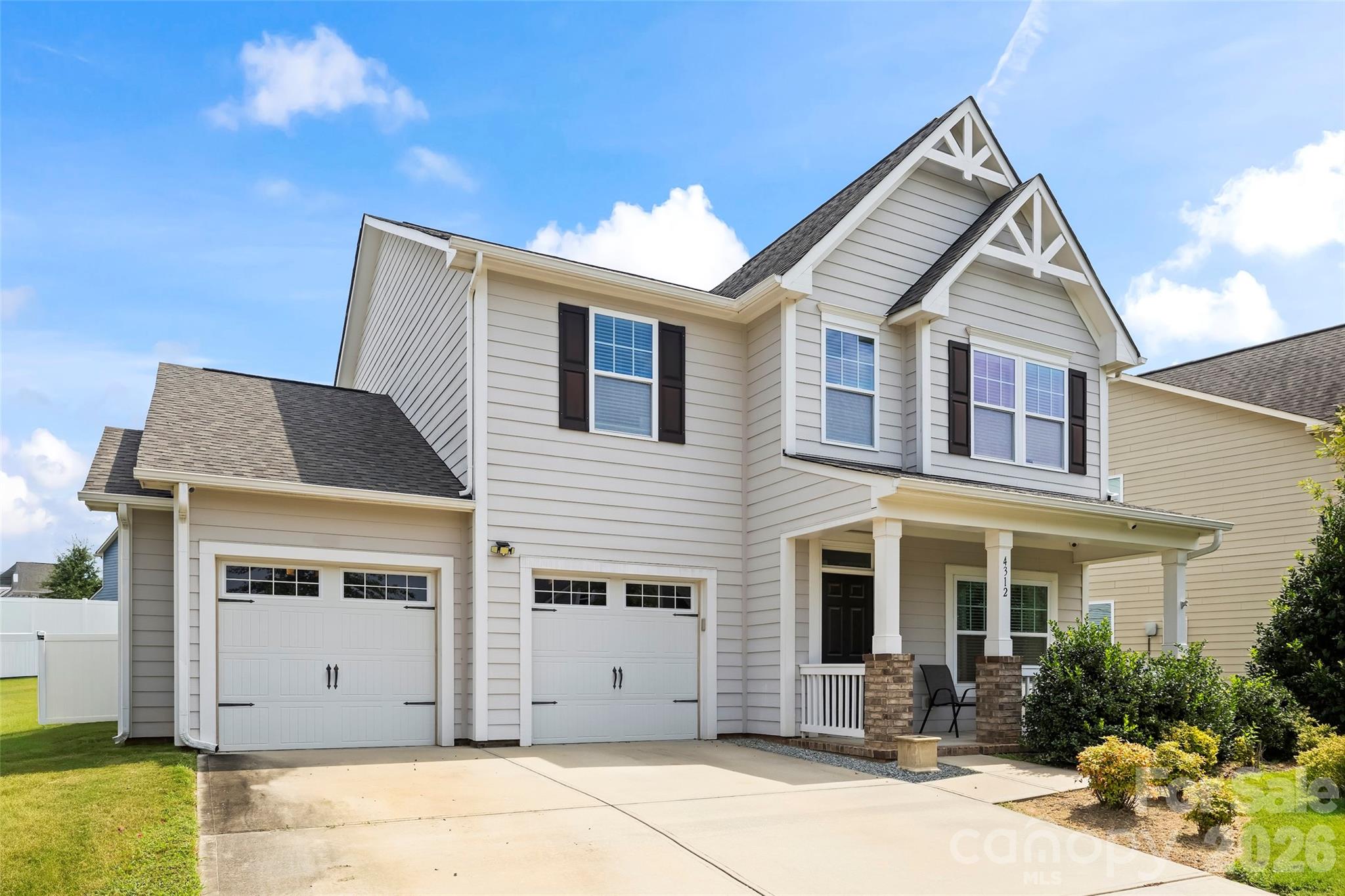 4312 Huntley Glen Drive