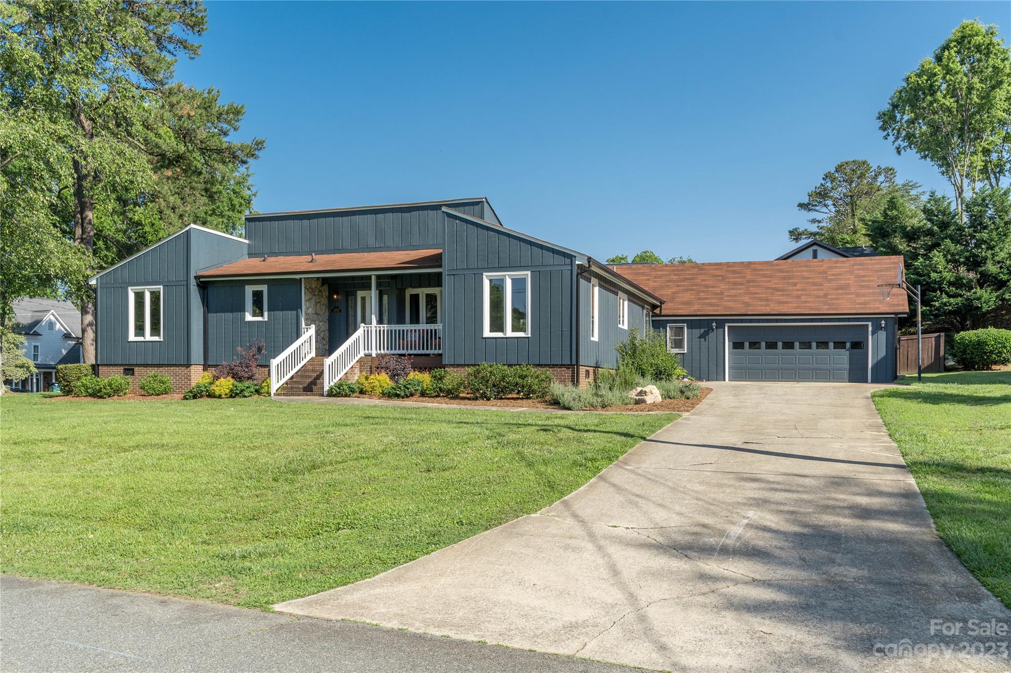 Bahia Bay - Residential