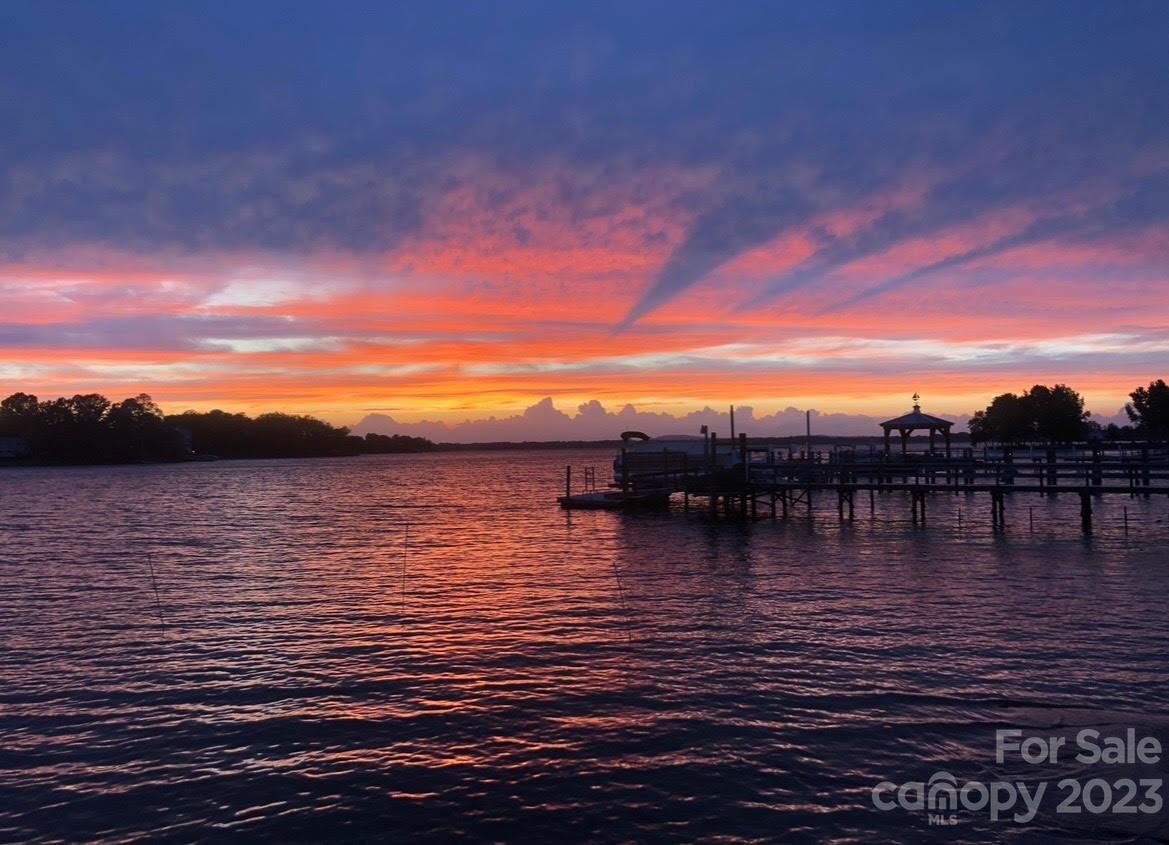 Bahia Bay - Residential