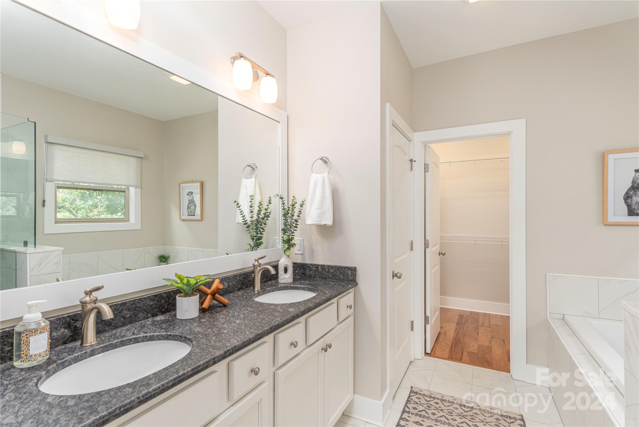 Creekside Village - Residential