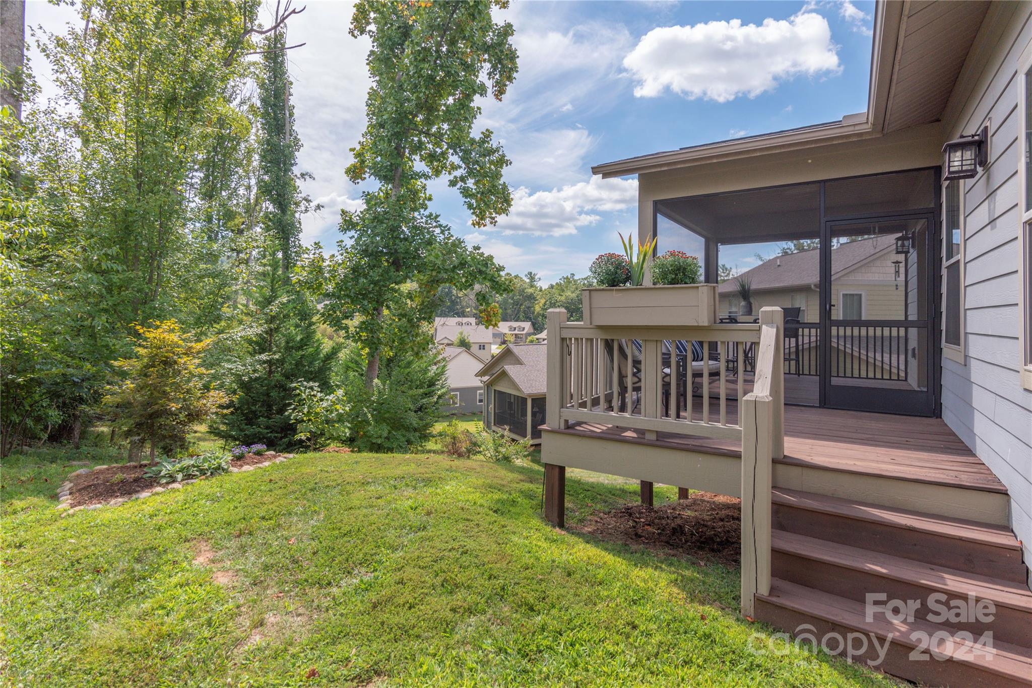 Creekside Village - Residential