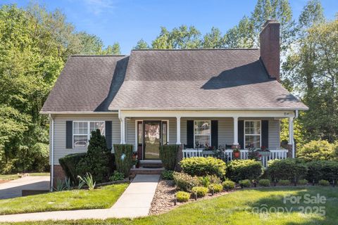 1002 4th Street NE Conover NC 28613