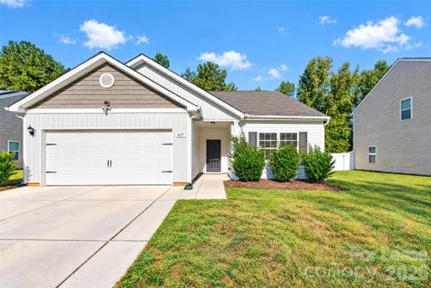 Photo of 6117 Purbeck Way, Charlotte, NC 28215 (MLS # 4438695)