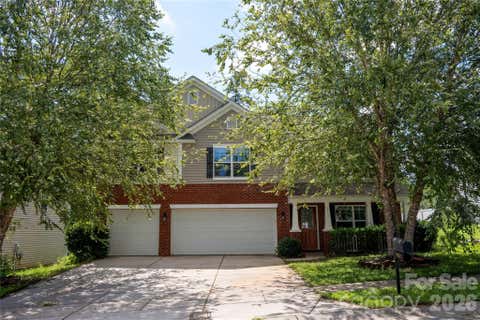 Photo of 9702 Pond Vista Court, Charlotte, NC 28216 (MLS # 4411625)