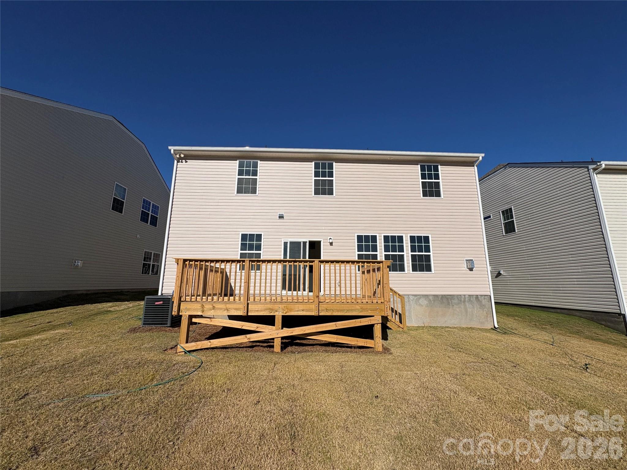 1633 Grassy Knoll Trail