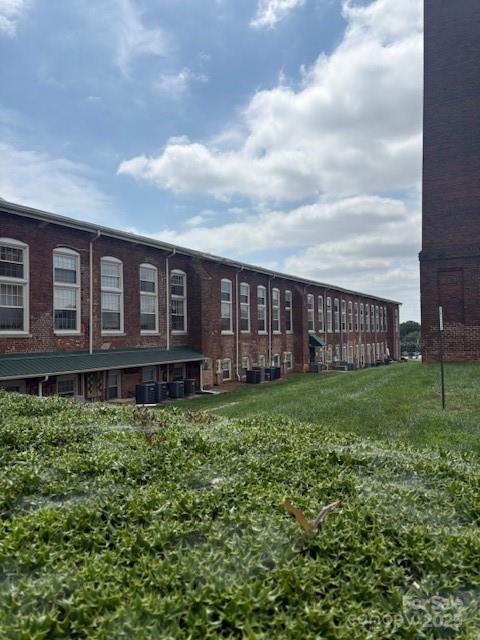 1 Buffalo Avenue NW 81