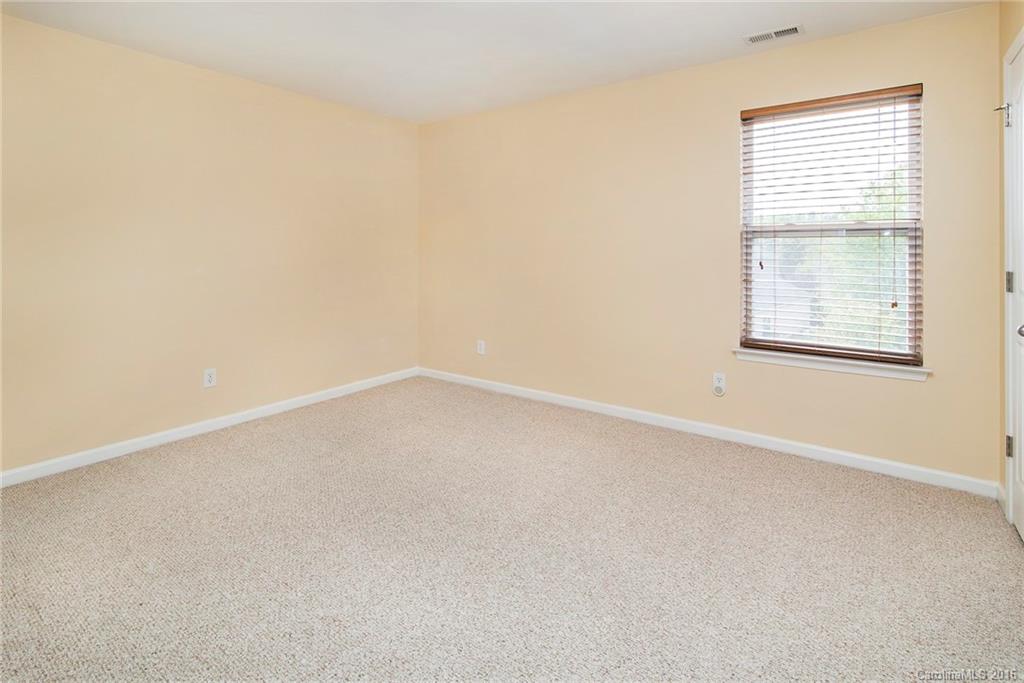 Sandy Pointe - Residential