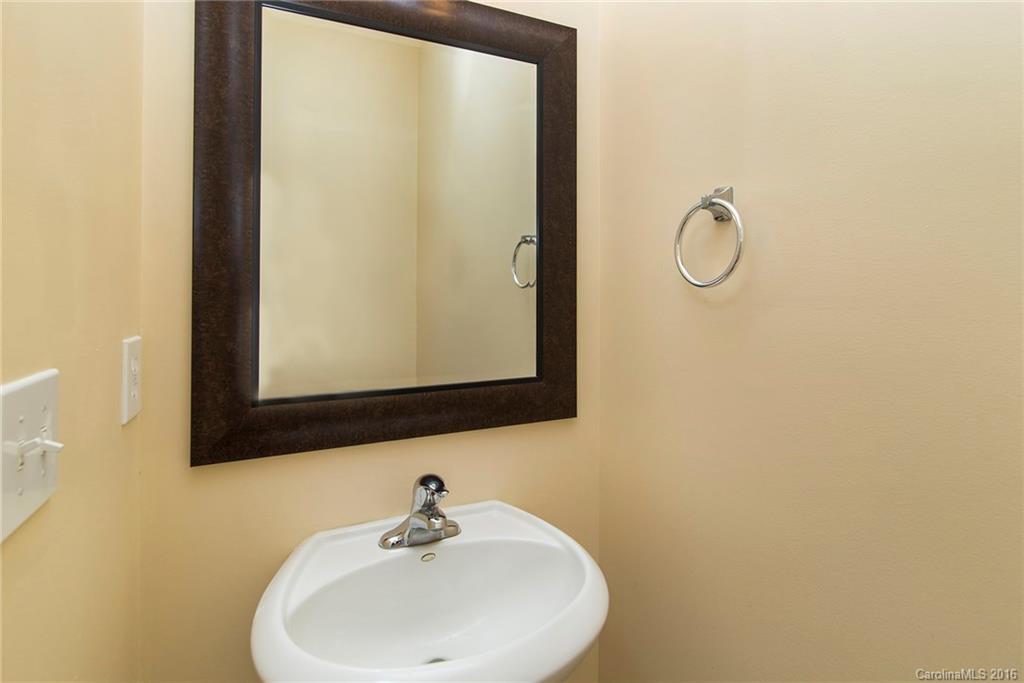 Sandy Pointe - Residential