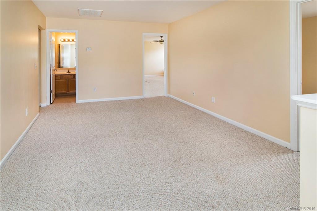 Sandy Pointe - Residential