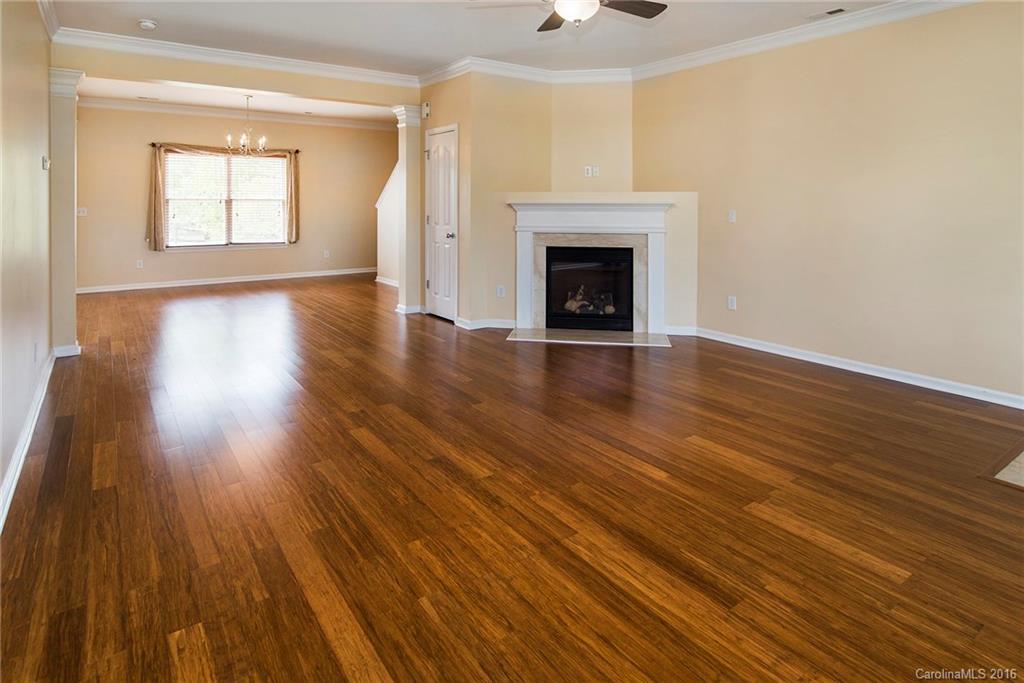 Sandy Pointe - Residential