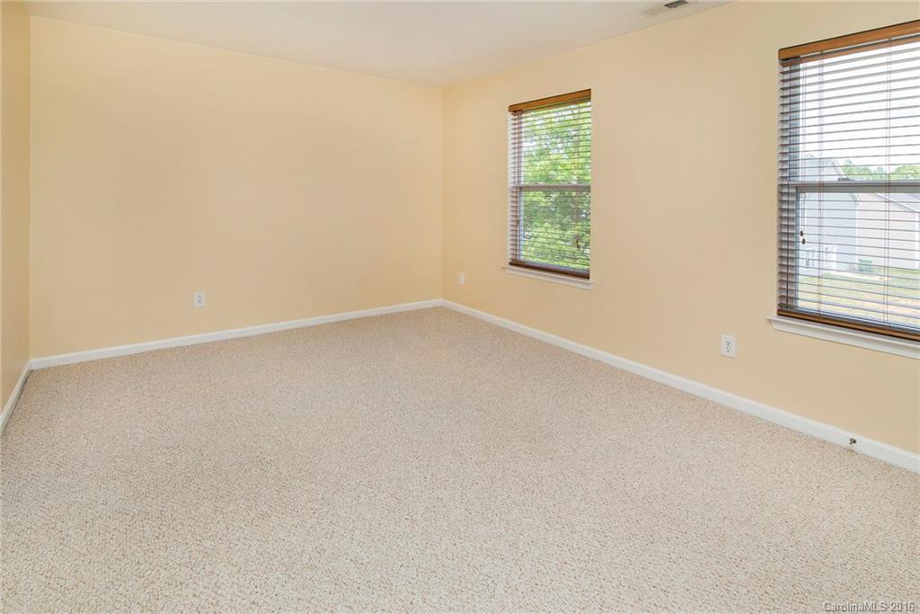 Sandy Pointe - Residential