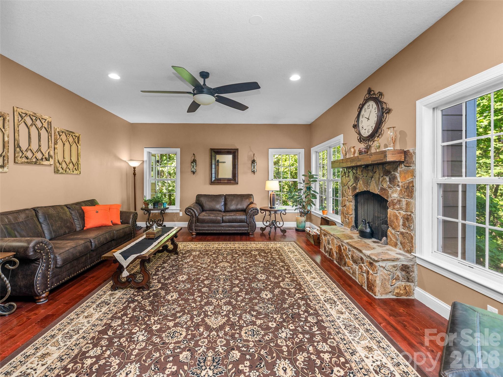 Seven Glens - Residential