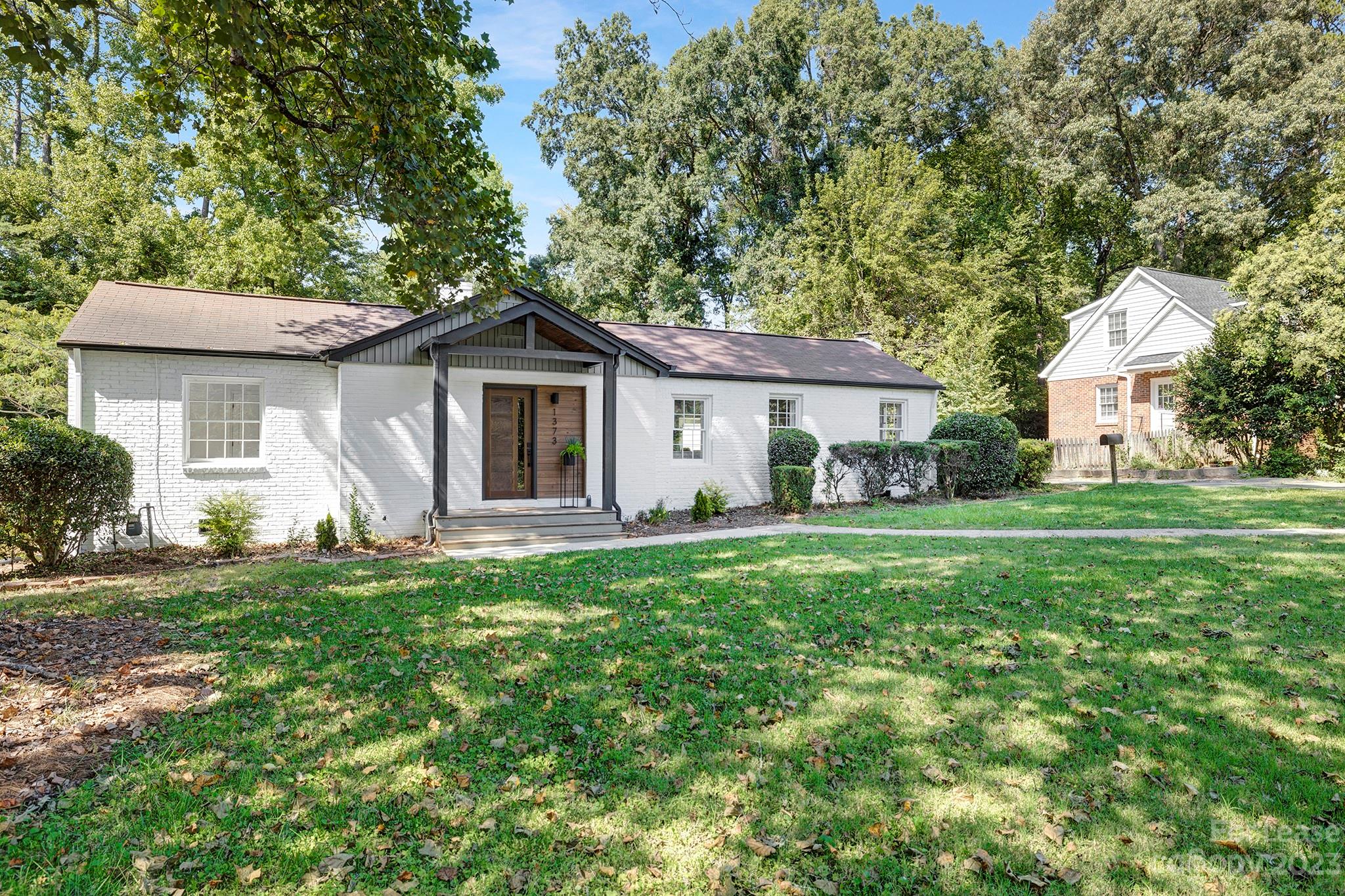 Commonwealth Park - Residential Lease