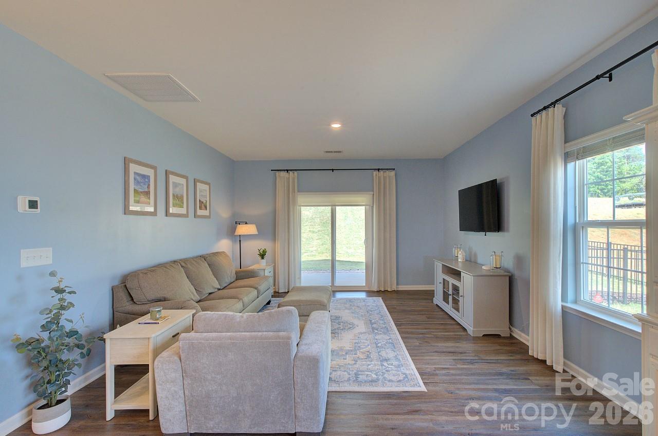 New Cut Meadows - Residential
