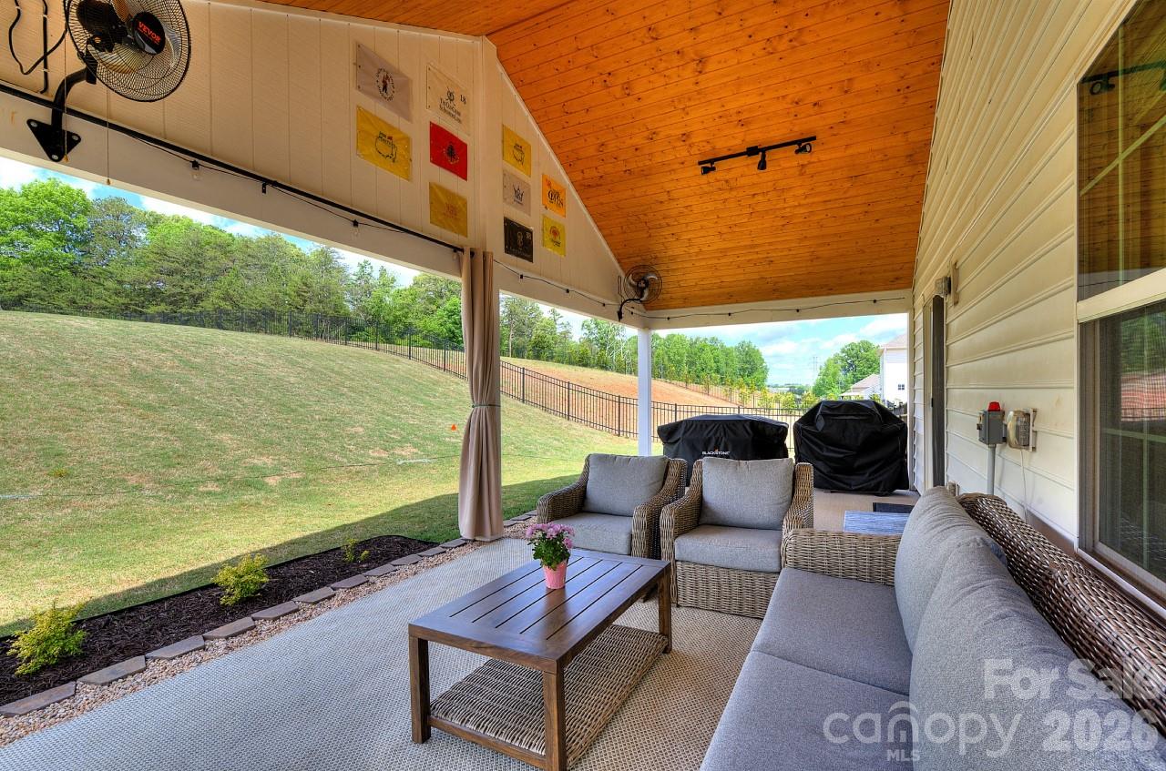 New Cut Meadows - Residential