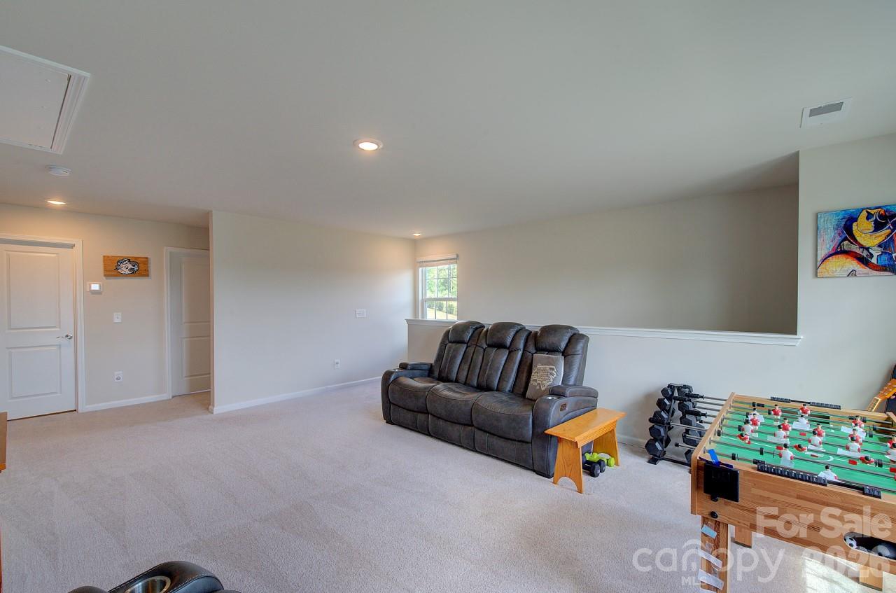 New Cut Meadows - Residential