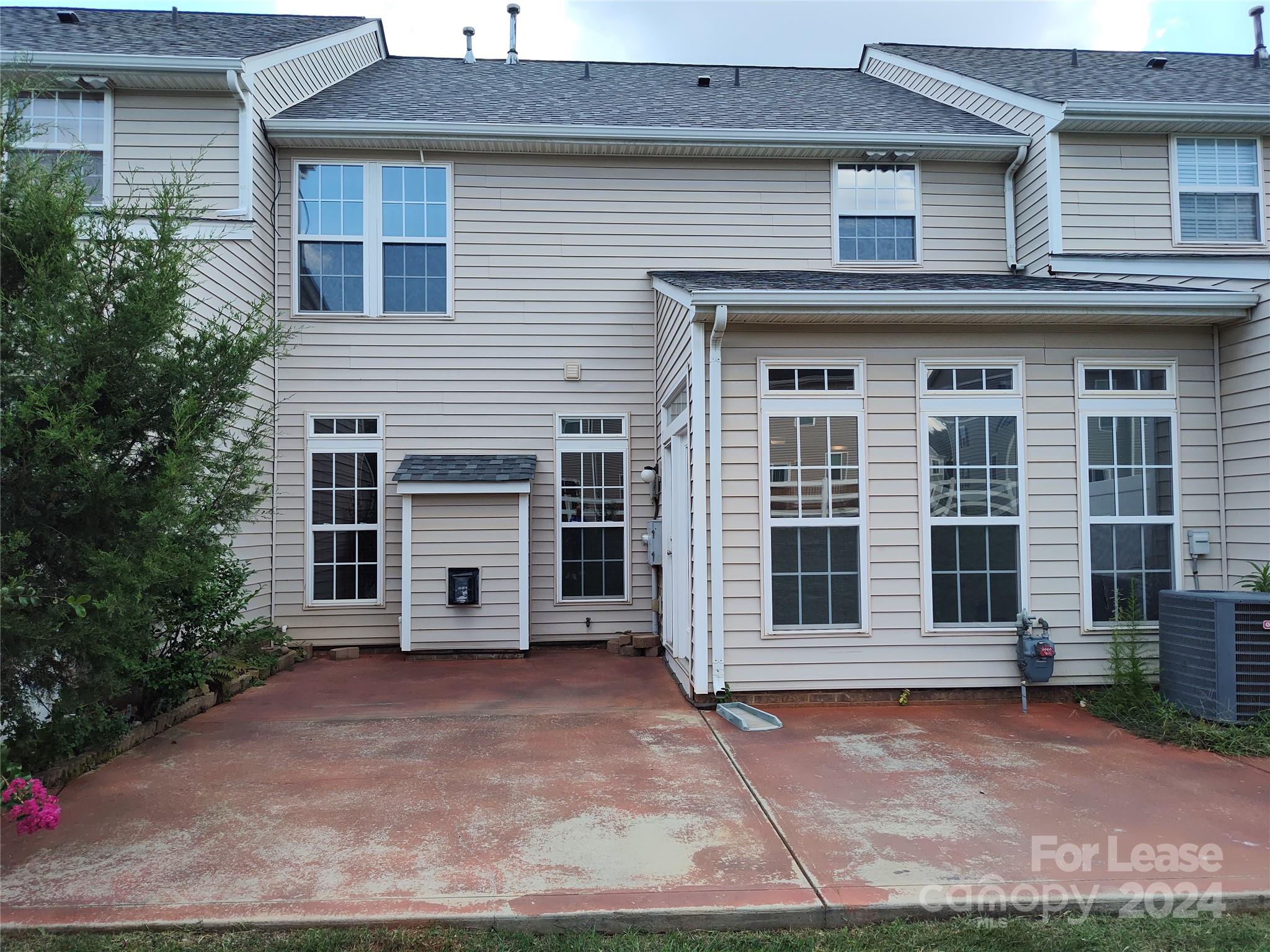 Regent Park - Residential Lease