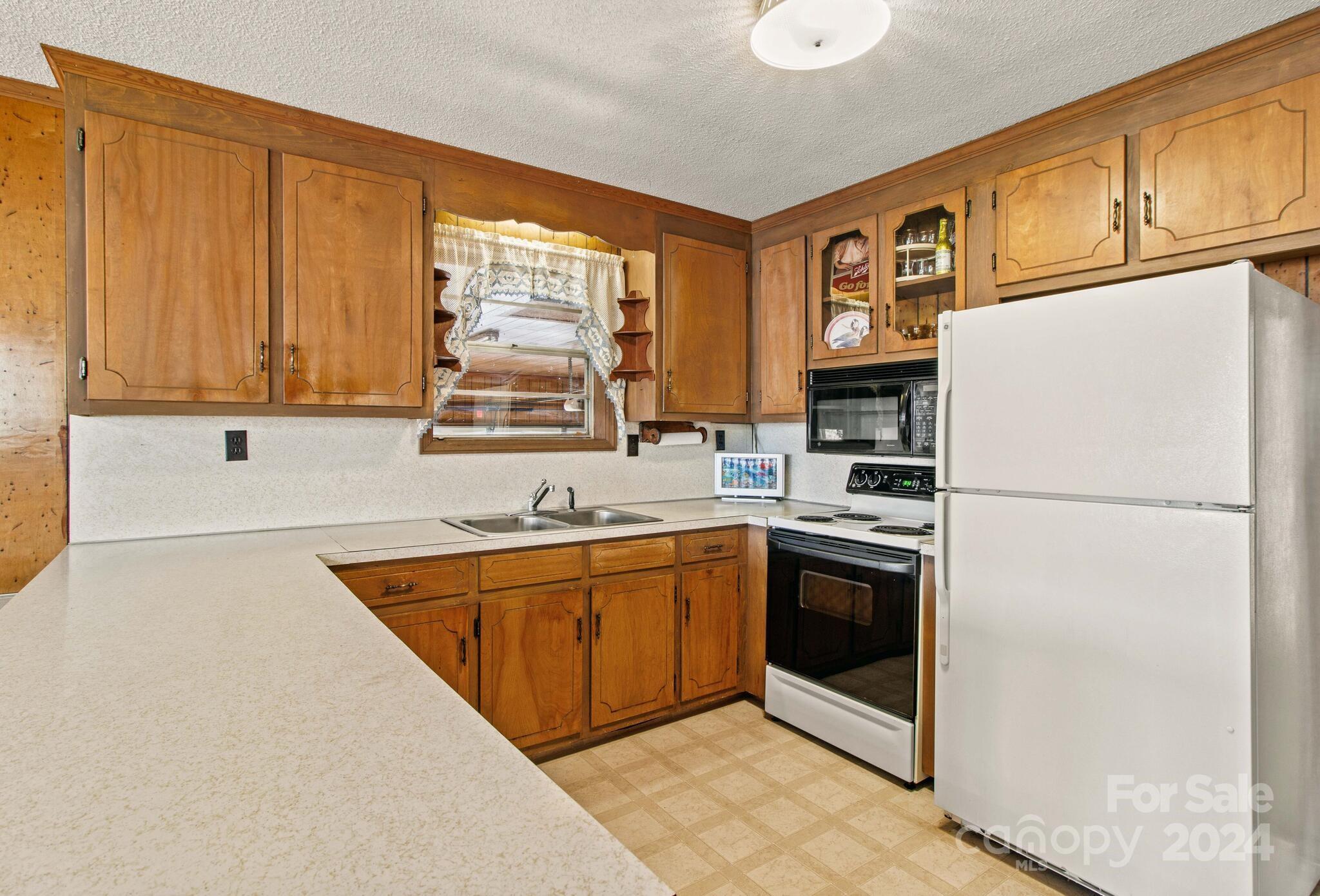 Summer Place - Residential