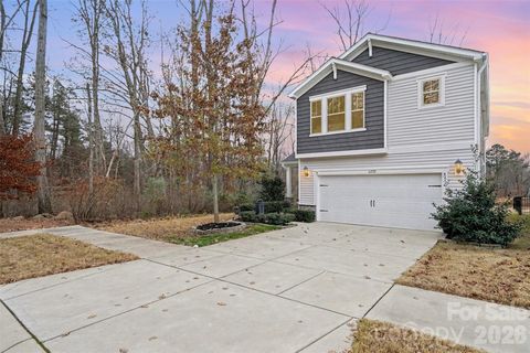 Photo of 6220 Hailstone Road, Charlotte, NC 28215 (MLS # 4329598)